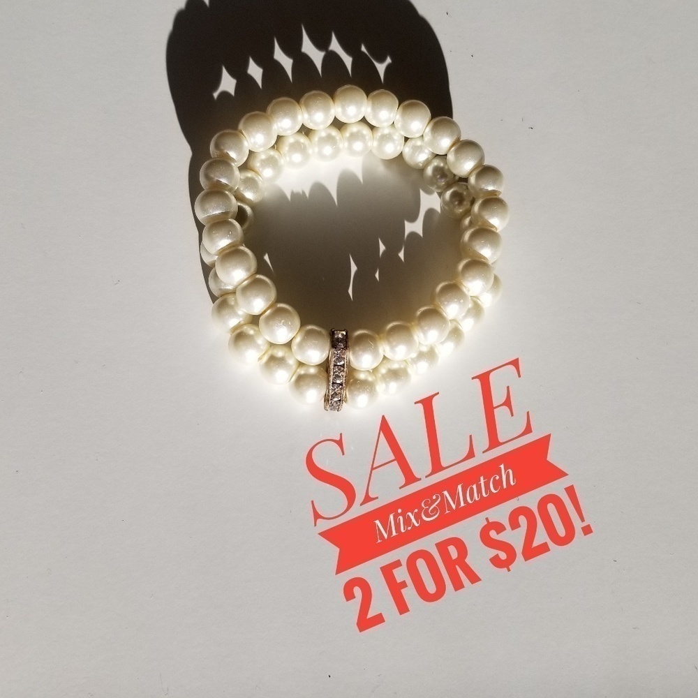 Pearl Beaded Crystal Accent Double Bracelet